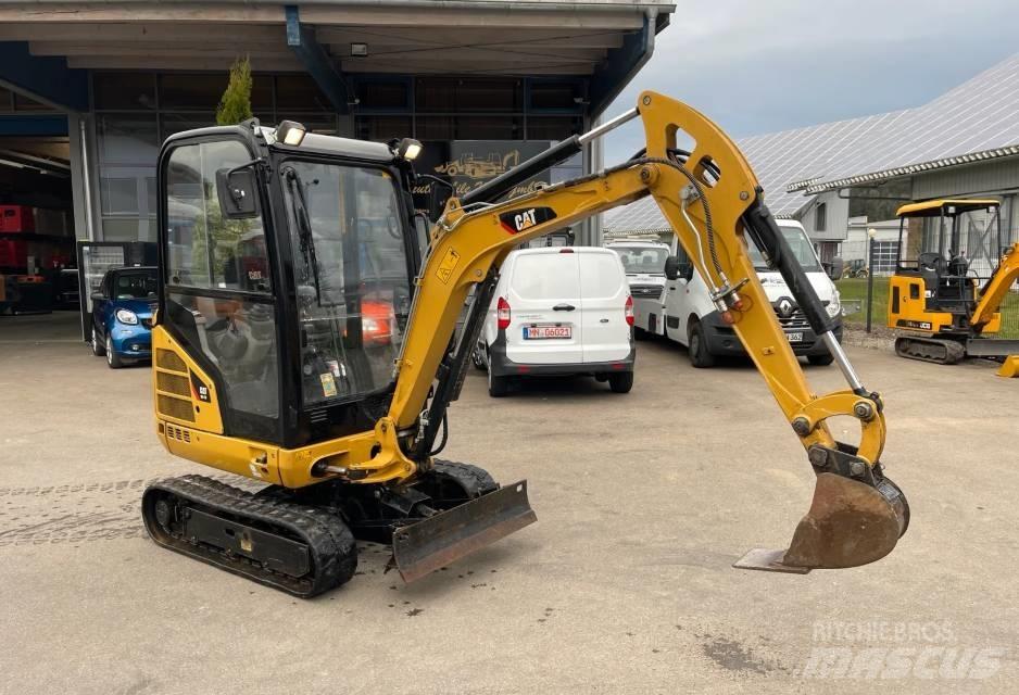 CAT 301.7 D Mini kotrók < 7t
