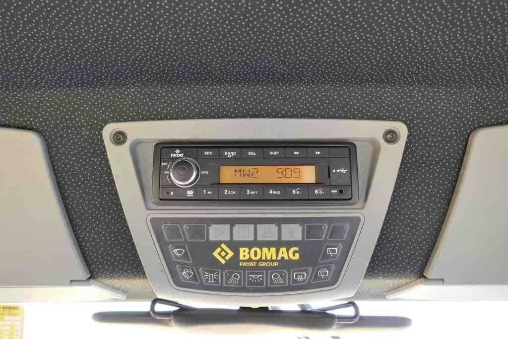 Bomag BW 213 PDH-5 Talajtömörítő gépek