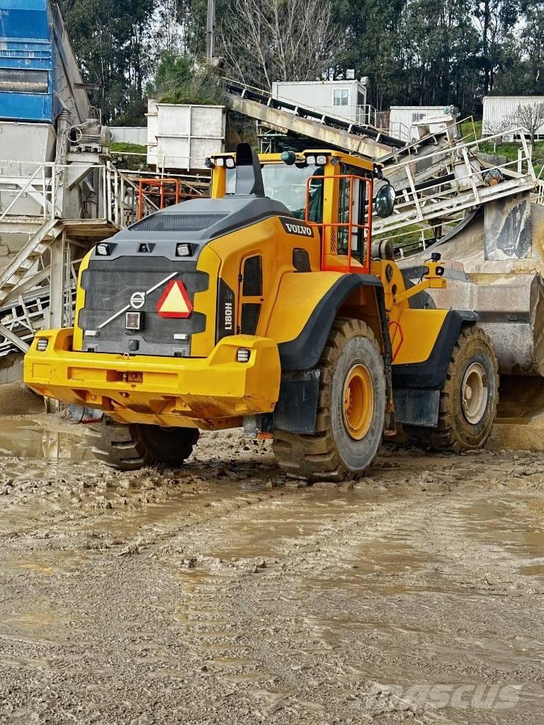 Volvo L 180 H Gumikerekes homlokrakodók