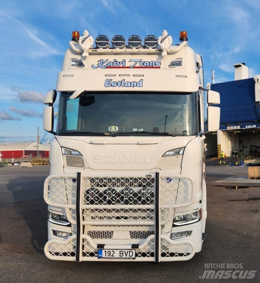Scania R 450 A4X2LB Nyergesvontatók