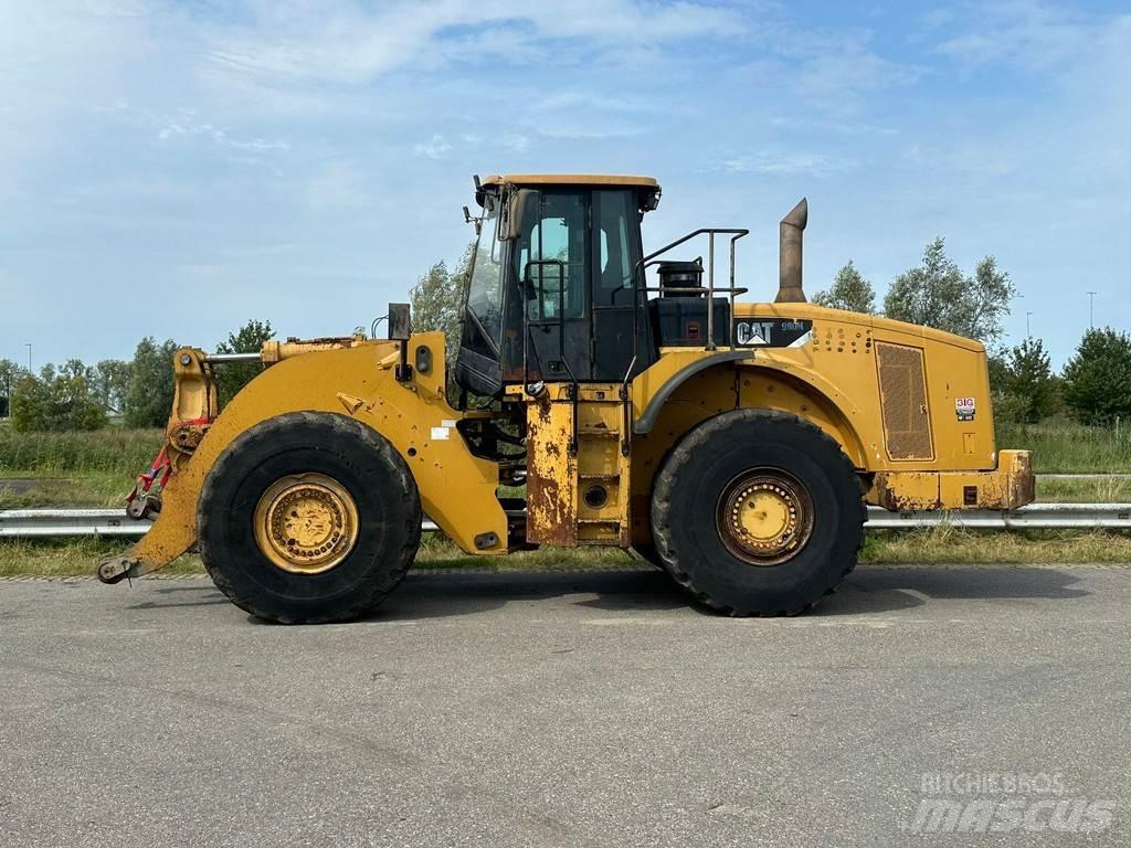 CAT 980H Gumikerekes homlokrakodók