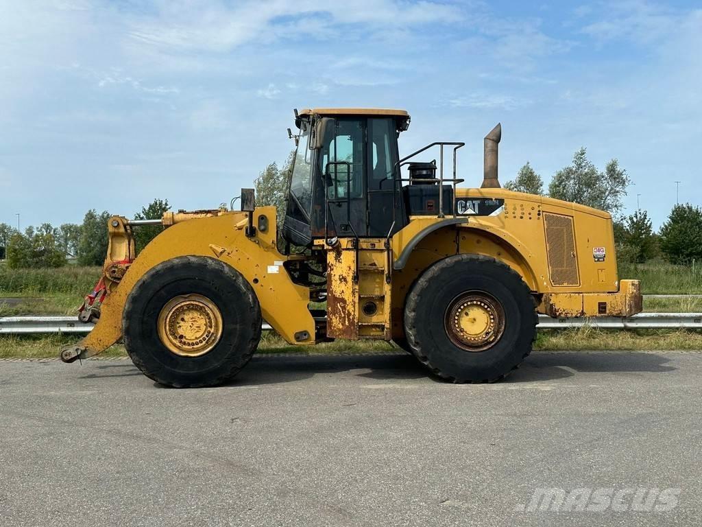 CAT 980H Gumikerekes homlokrakodók