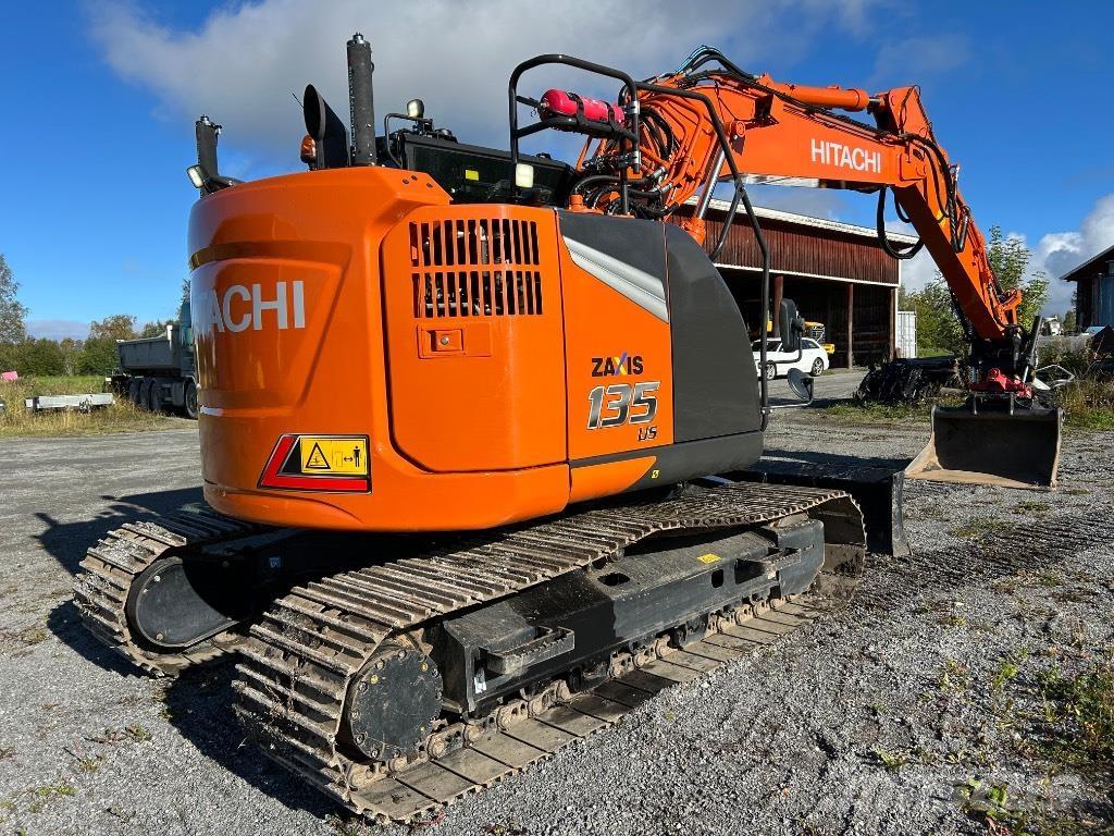 Hitachi ZX 135 US-7 Lánctalpas kotrók