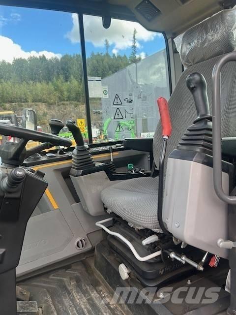 Volvo EW 60 E Gumikerekes kotrók