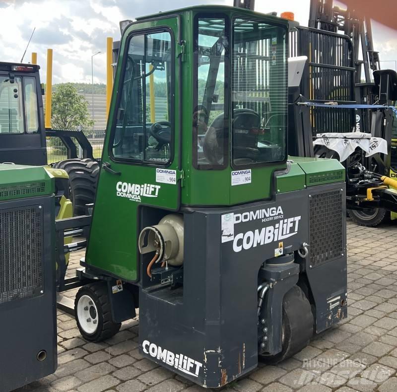 Combilift CB2500 Tolóoszlopos négyutas targonca