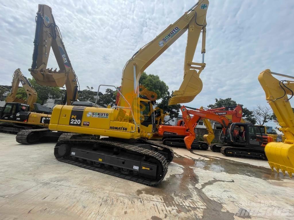 Komatsu PC 220 Lánctalpas kotrók