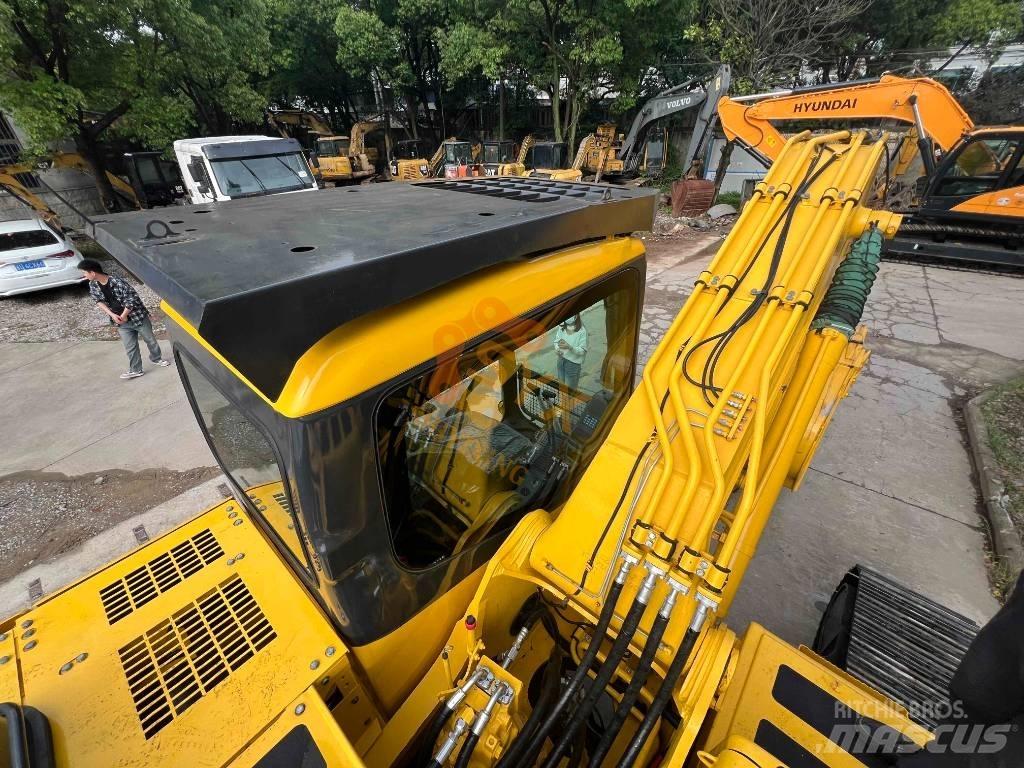 Komatsu PC 220 Lánctalpas kotrók
