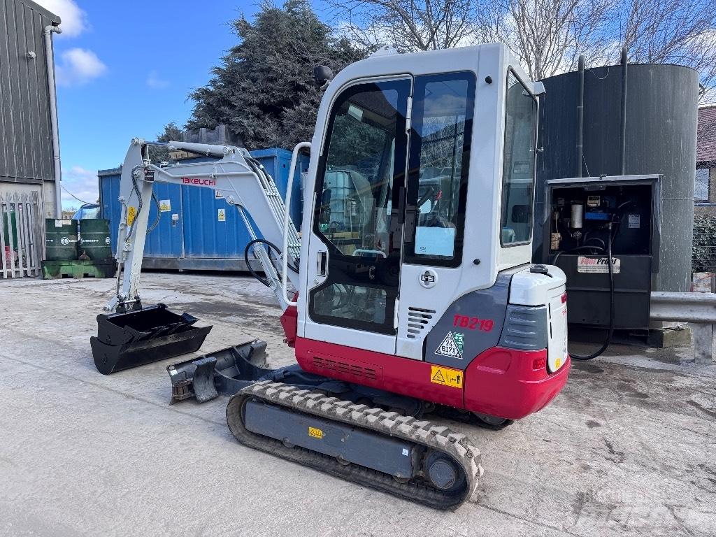 Takeuchi TB 219 Mini kotrók < 7t