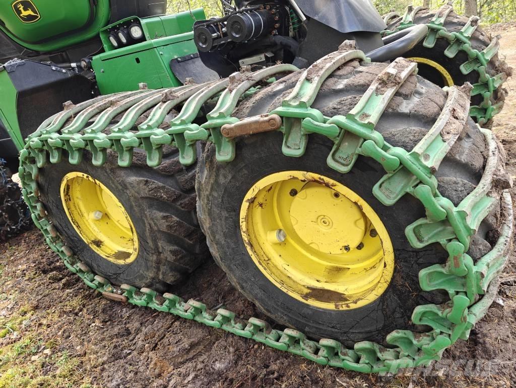 John Deere 1270 G Betakarítók