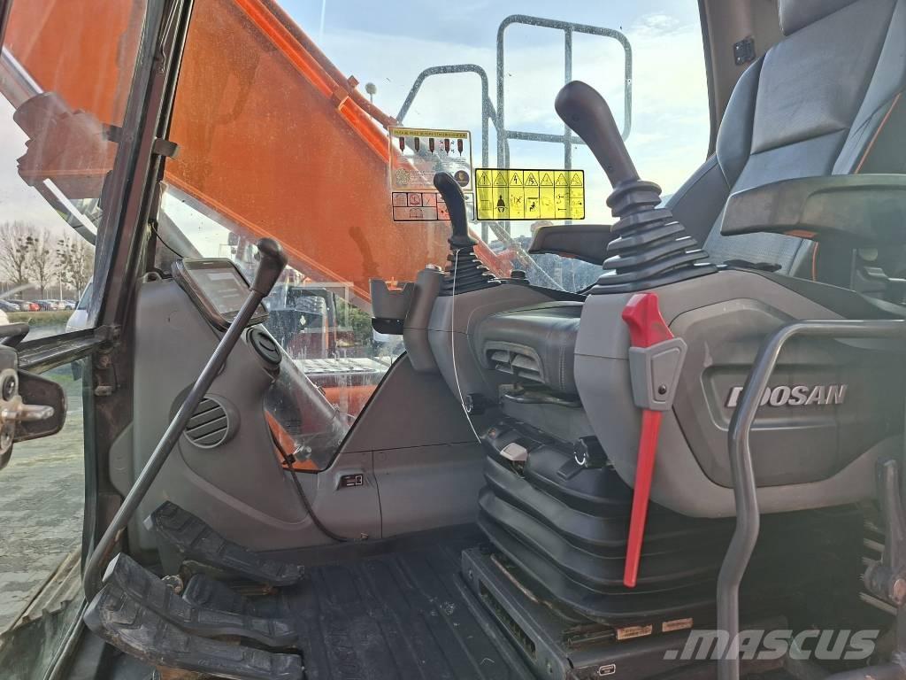 Doosan DX140LC-7 Lánctalpas kotrók