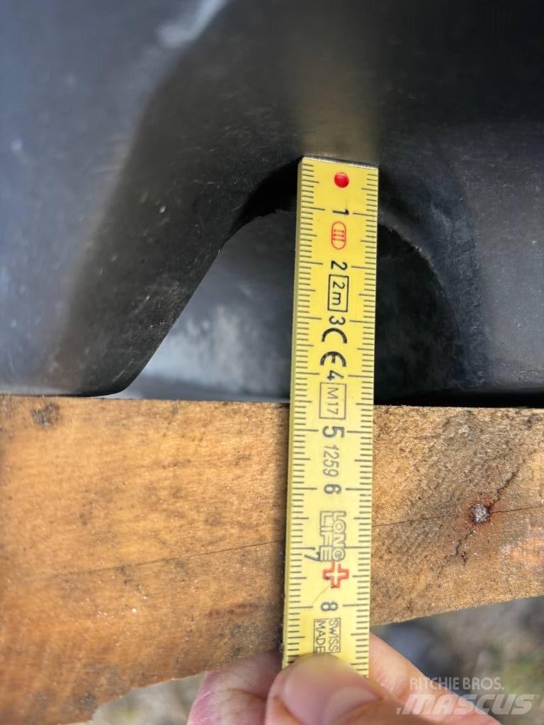 Trelleborg 650/60R34 Gumiabroncsok, kerekek és felnik