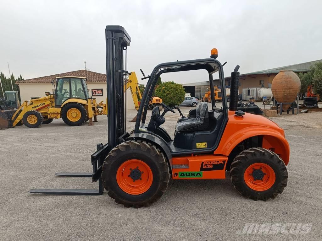 Ausa CH 250 X4 Tereptargonca