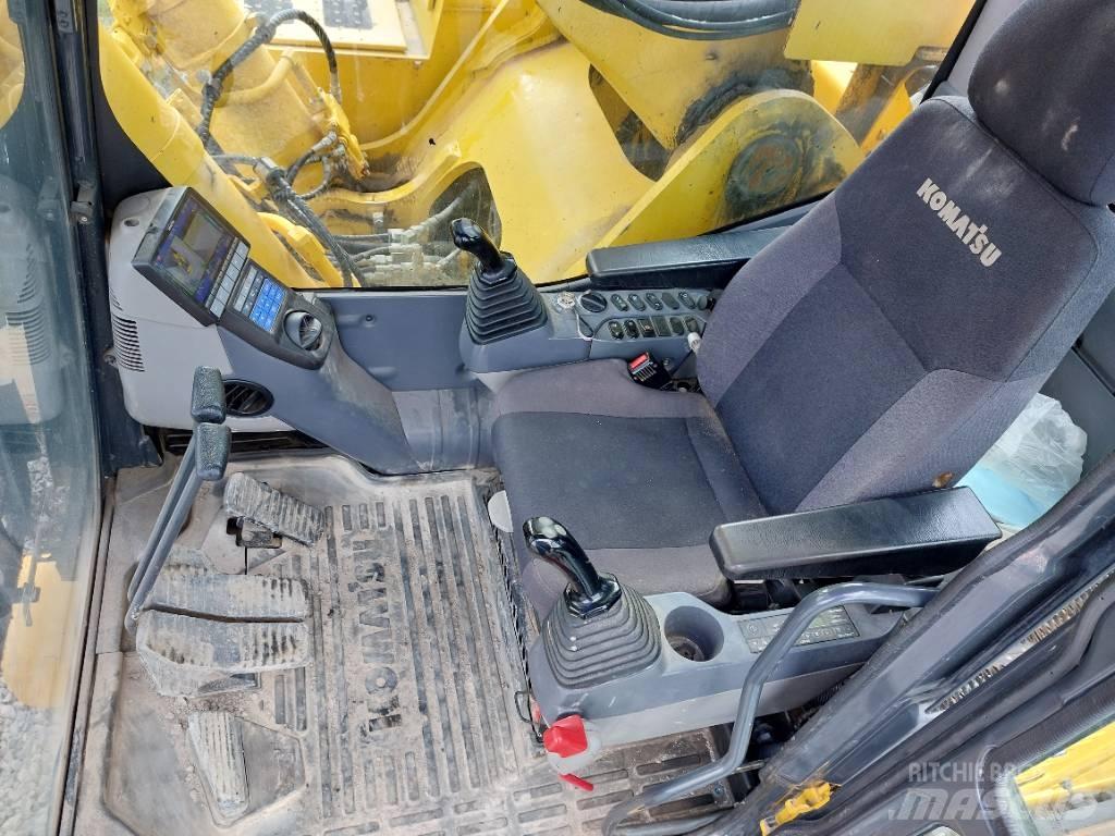 Komatsu PC700LC-11 Lánctalpas kotrók