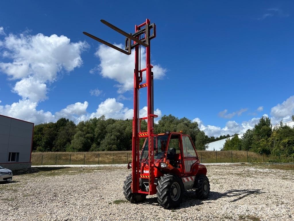 Manitou M30-4 ST3B Dízel targoncák