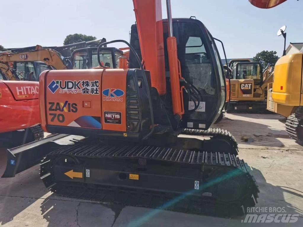 Hitachi ZX 70 Lánctalpas kotrók