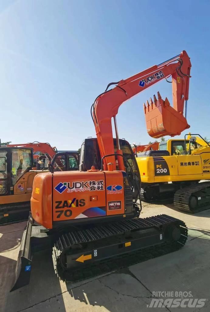 Hitachi ZX 70 Lánctalpas kotrók