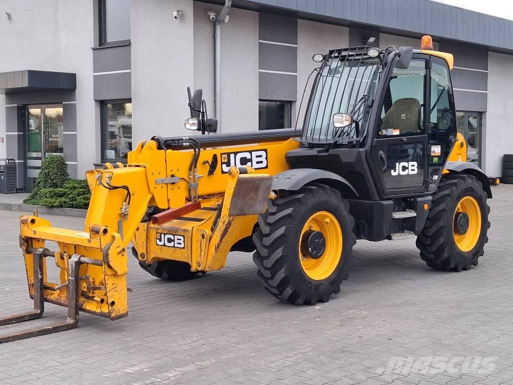 JCB 535-140 Hiviz Teleszkópos rakodók