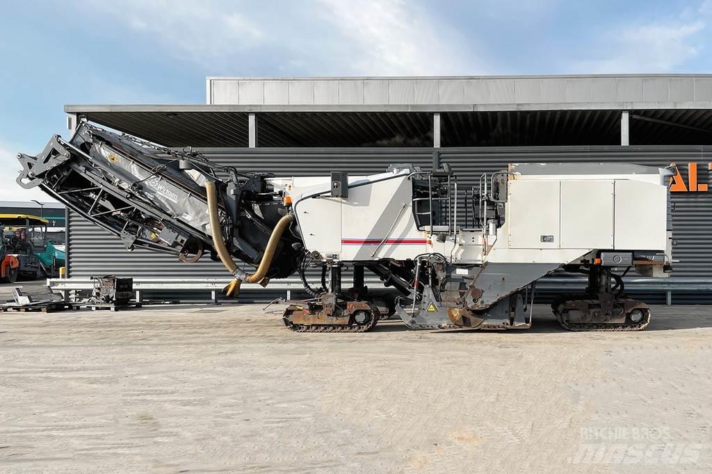 Wirtgen W 210 Aszfalt marók