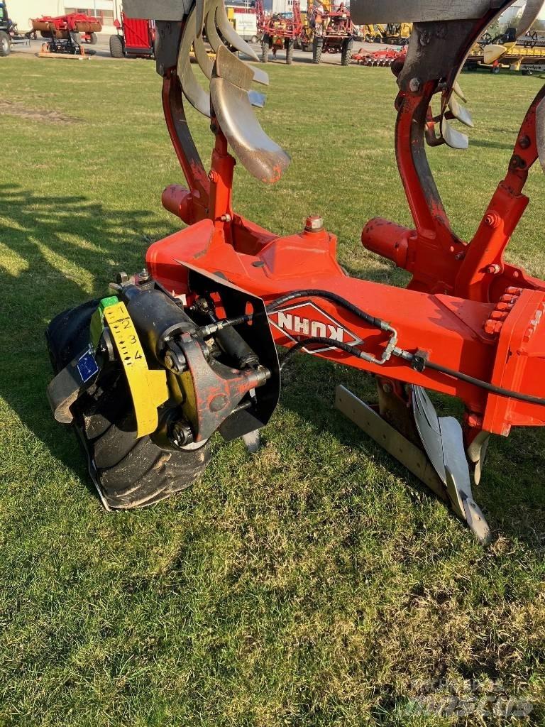 Kuhn Vari-Master 183 Váltvaforgató ekék