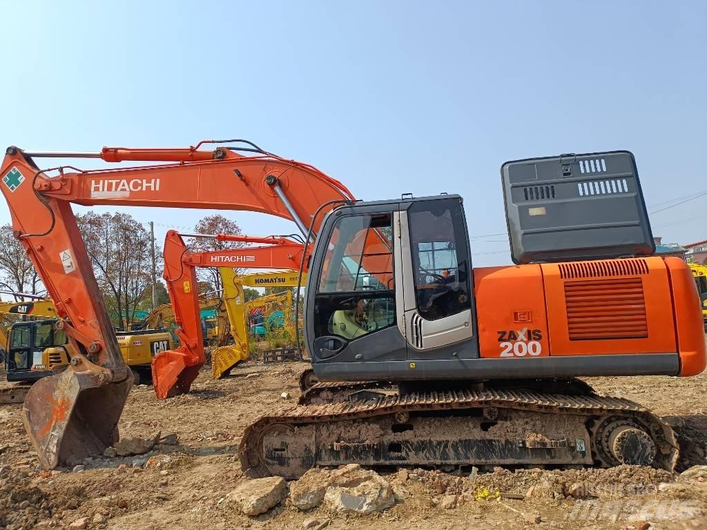 Hitachi ZX 200 Közepes (midi) kotrók 7 t - 12 t