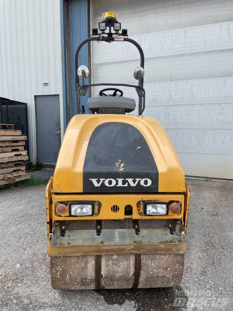 Volvo dd22 Ikerdobos hengerek