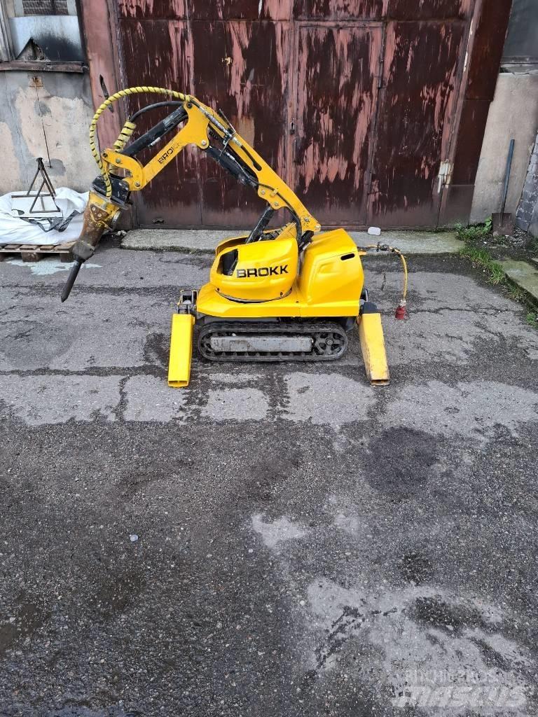 Brokk 60 Bontásra használt kotrók