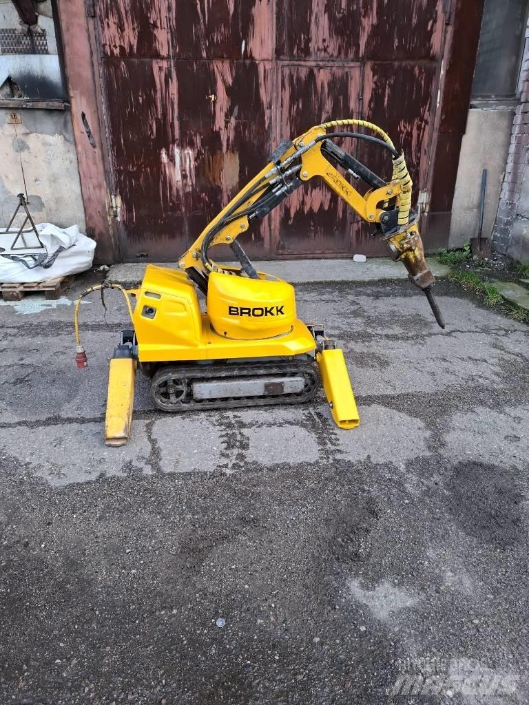 Brokk 60 Bontásra használt kotrók