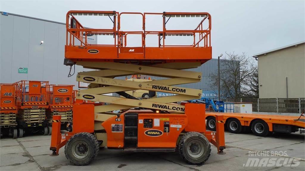 JLG 4394RT Ollós emelők