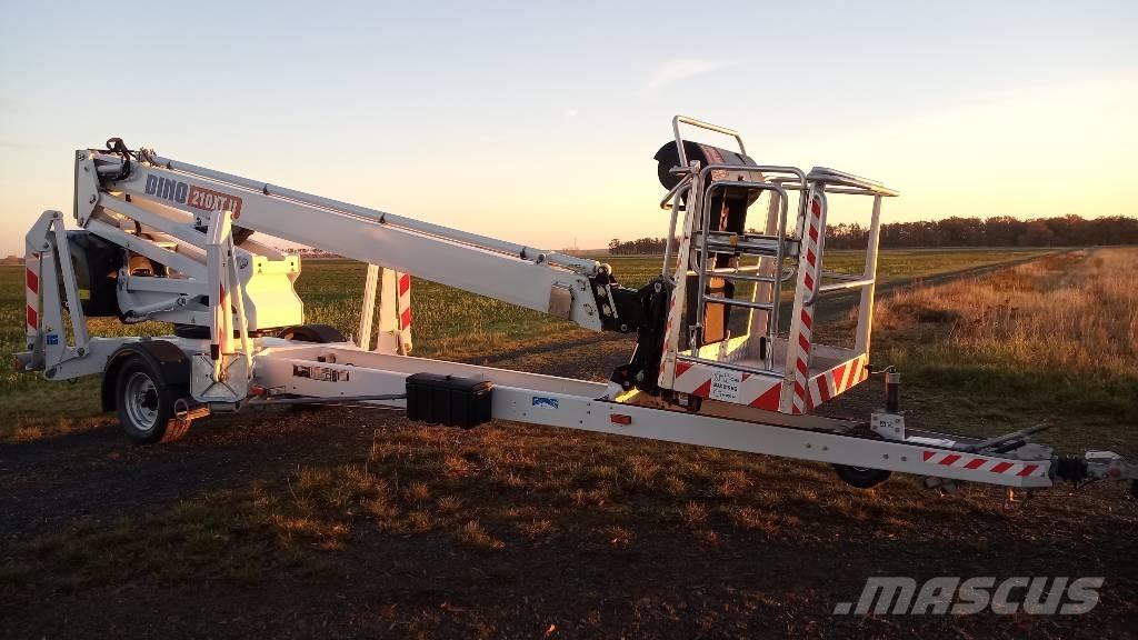 Dino 210 XT Pótkocsira szerelt emelők és állványok