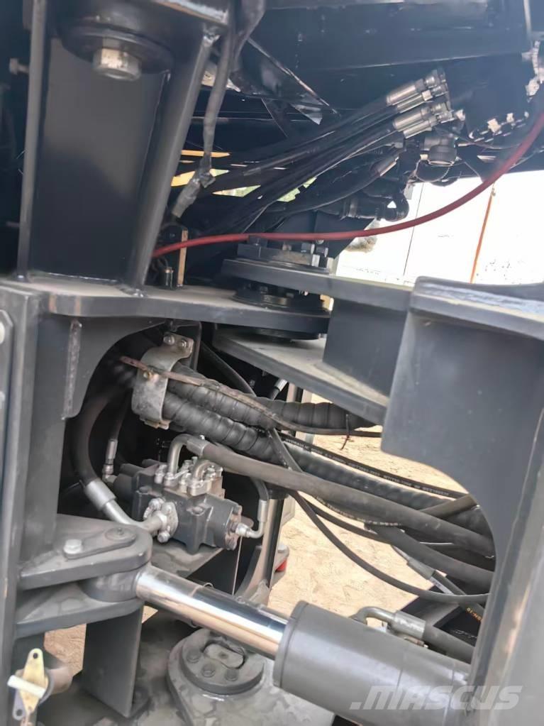 LiuGong 856 H Gumikerekes homlokrakodók