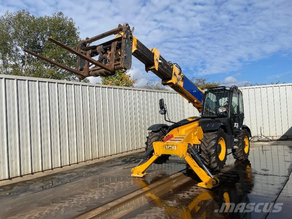 JCB 540-140 Hi Viz Teleszkópos rakodók