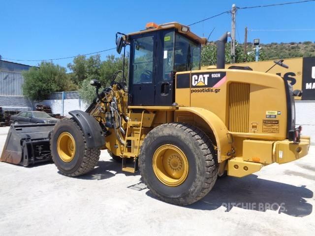 CAT 930 H Gumikerekes homlokrakodók