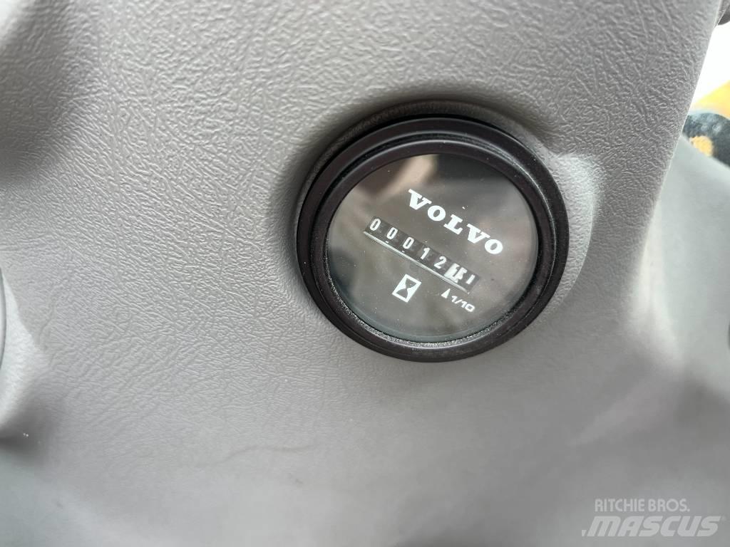 Volvo EC 300 D L Lánctalpas kotrók