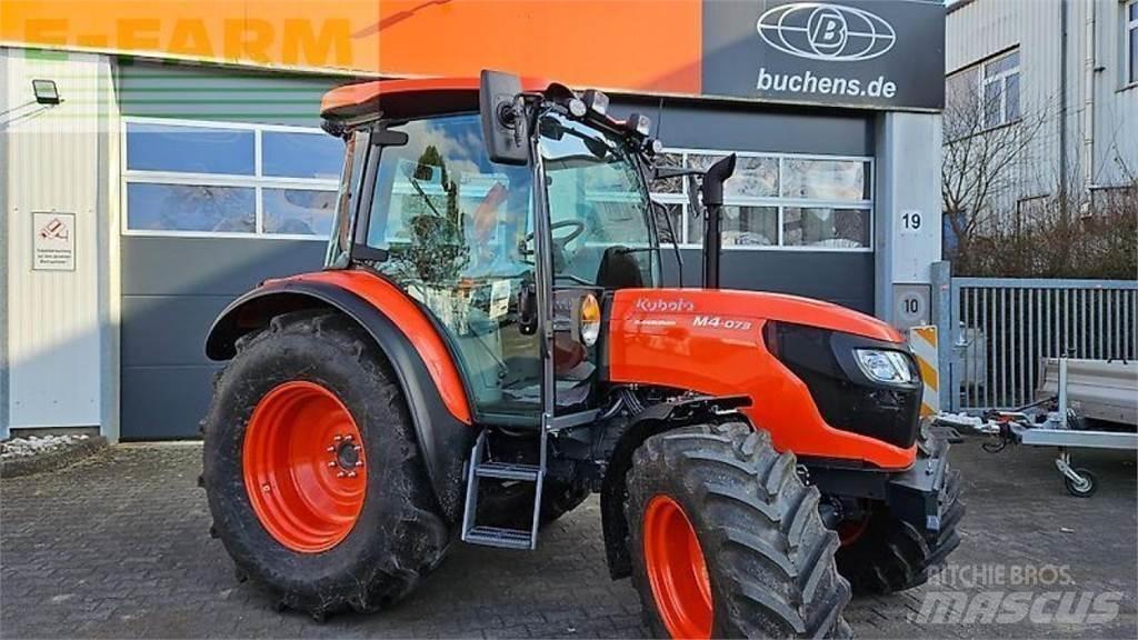 Kubota m4-073 cab Traktorok
