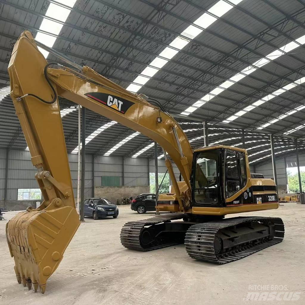CAT 320B Lánctalpas kotrók