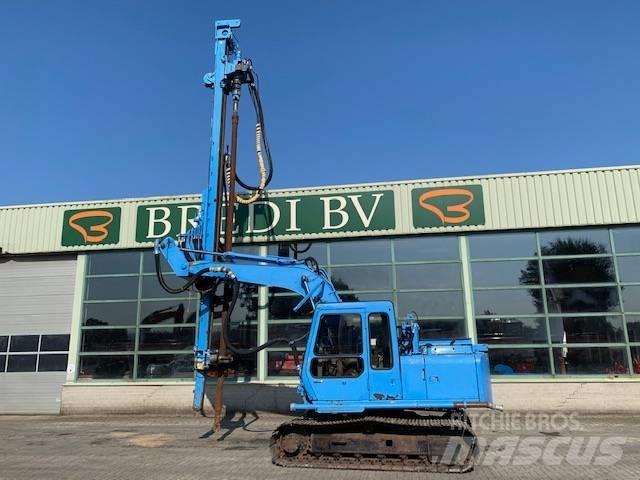 Hitachi EX 100 Lánctalpas kotrók