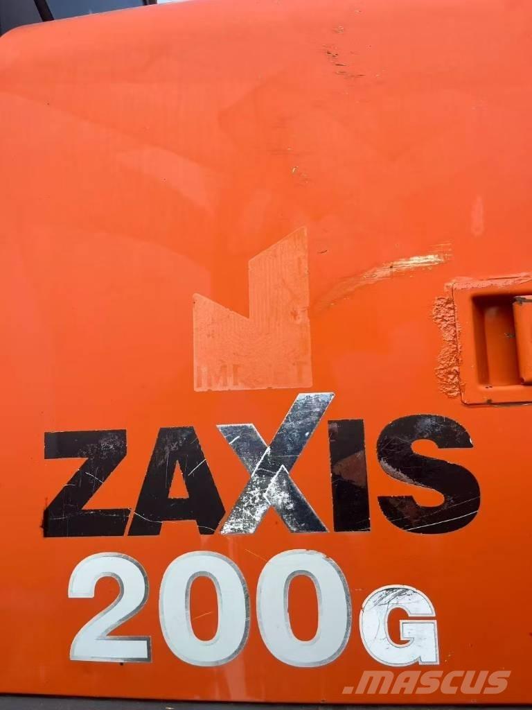 Hitachi ZX 200-5 G Lánctalpas kotrók