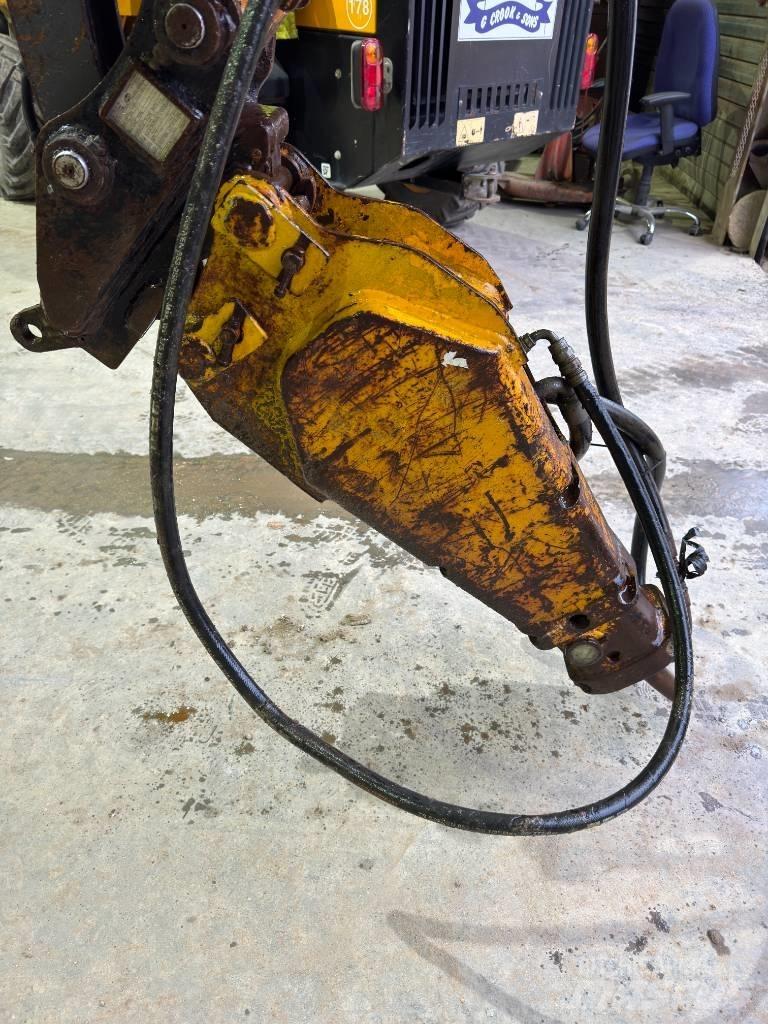 JCB breaker Fejtőgépek
