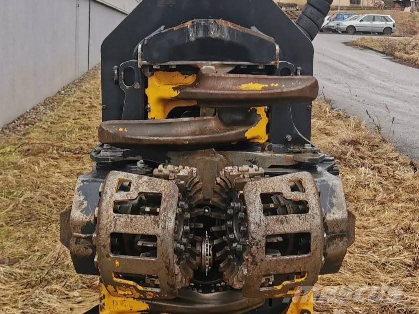 Ponsse Scorpion King Betakarítók