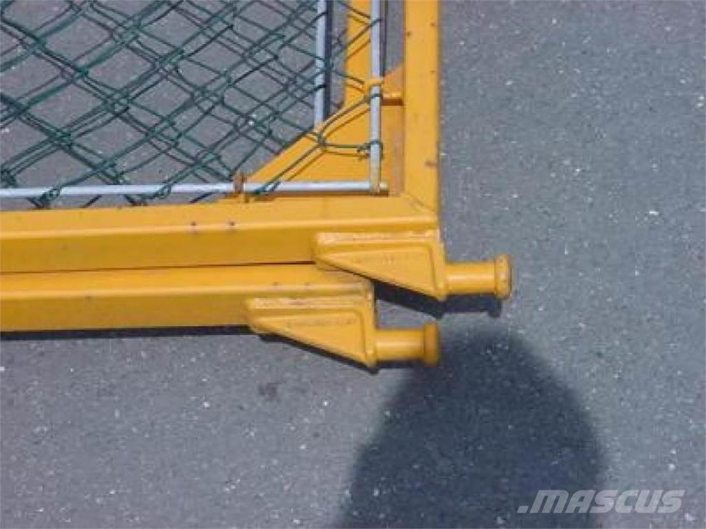  Anhängeraufbau Egyéb mezőgazdasági gépek