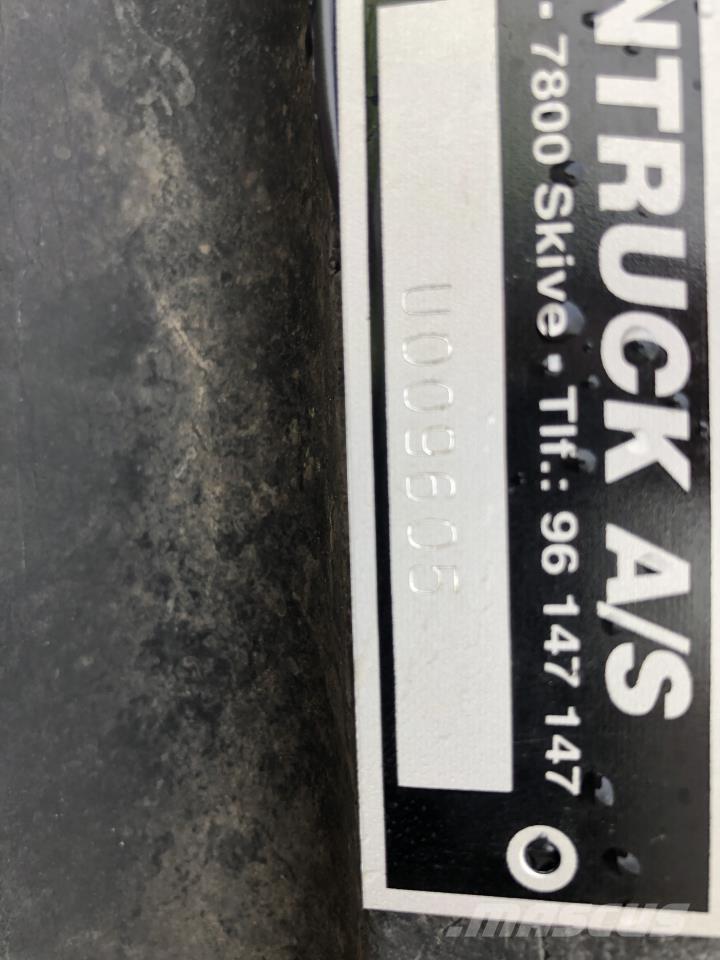  Øvrige ØVRIGE Gumiabroncsok, kerekek és felnik