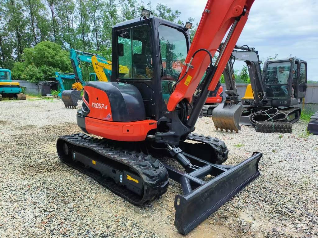 Kubota KX 057-4 Mini kotrók < 7t
