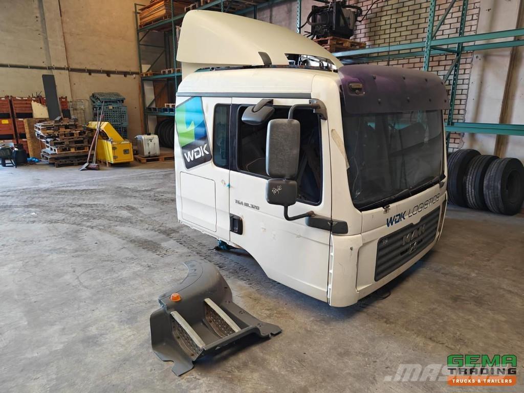 MAN TGA Cabine Vezetőfülke és belső tartozékok