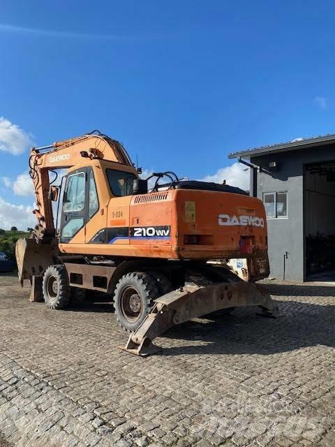 Daewoo 210wv Gumikerekes kotrók