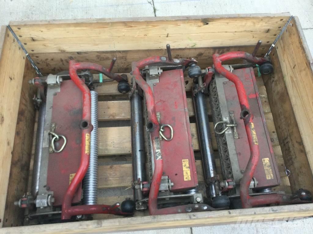 Toro 3250D Ráülős fűnyírók
