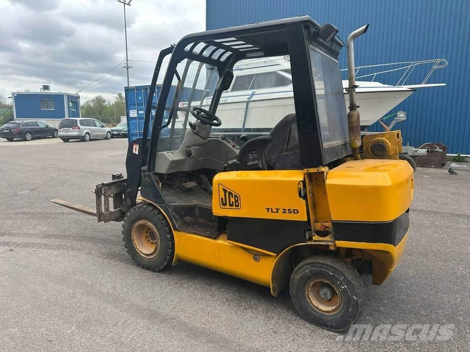 JCB TLT 25 D Teleszkópos rakodók
