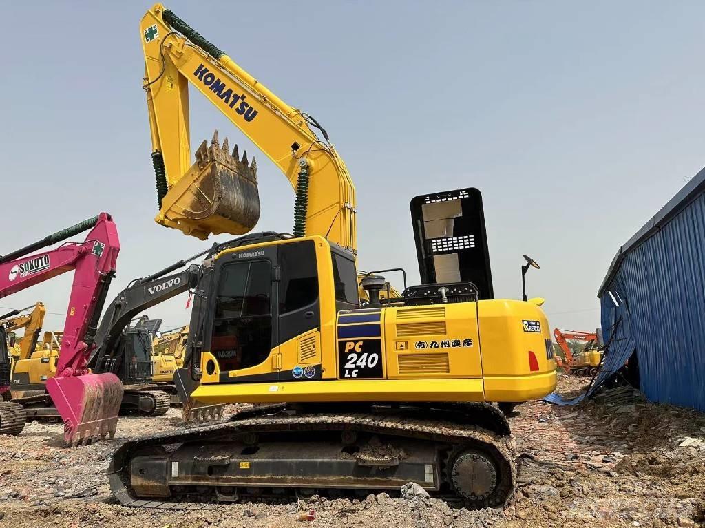 Komatsu PC 240 Lánctalpas kotrók