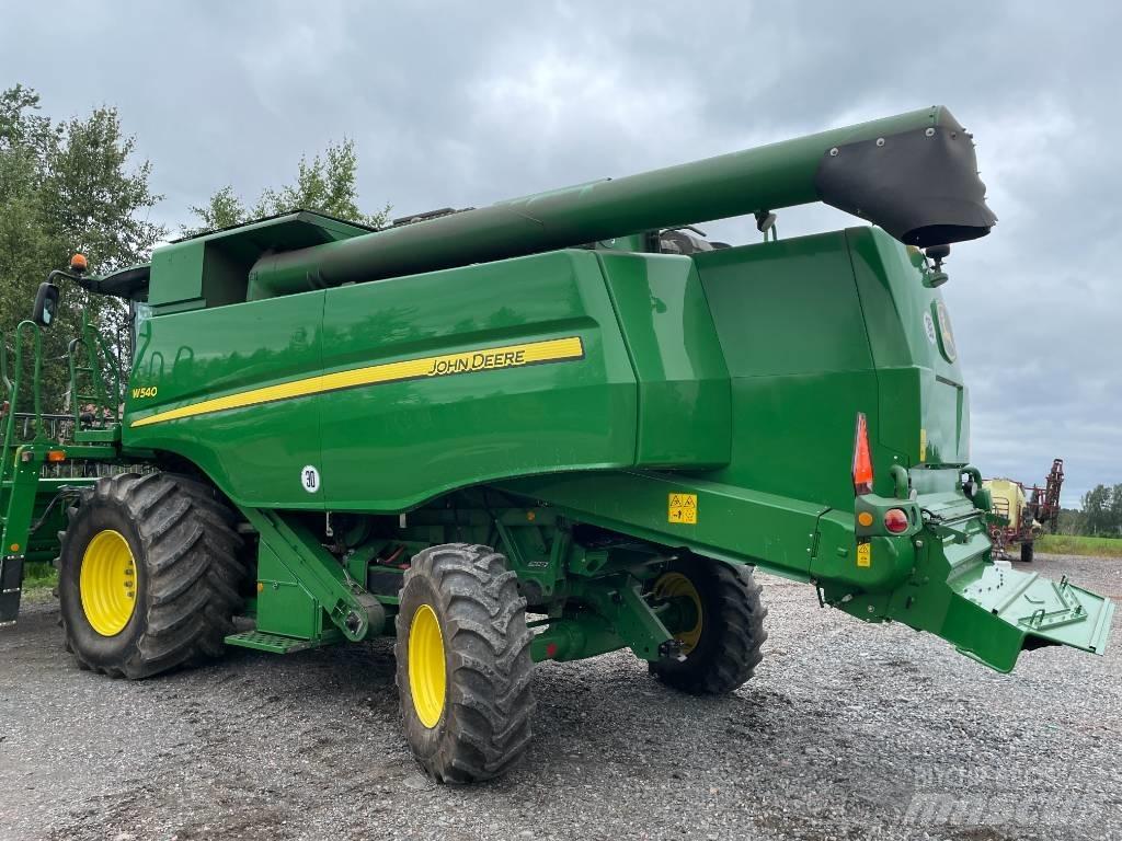 John Deere W 540 Kombájnok