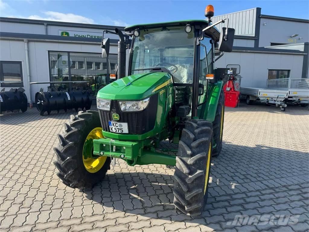 John Deere 5075E Traktorok