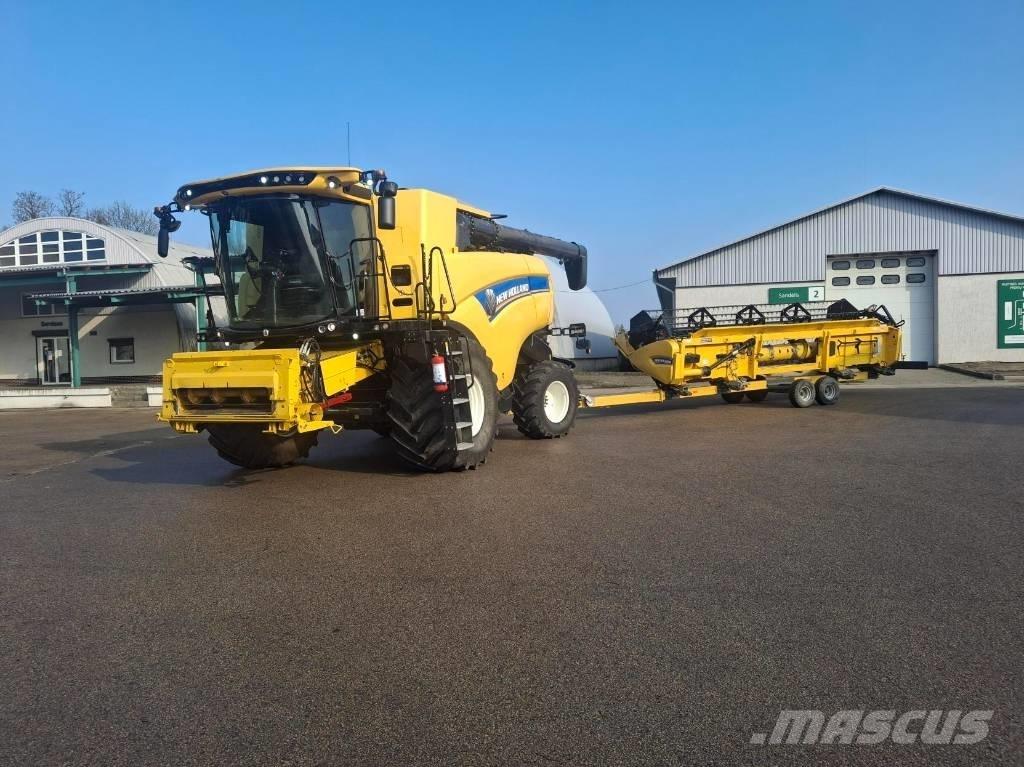 New Holland CX8.70 Kombájnok